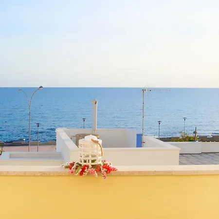 فندق Luna Lido توري سان جيوفاني أوغينتو