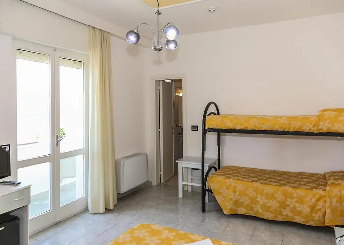 Hotel Luna Lido 3*