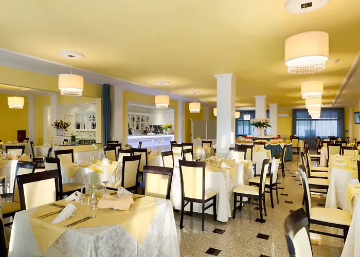 Luna Lido Hotel