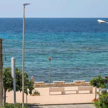 Luna Lido Hotel