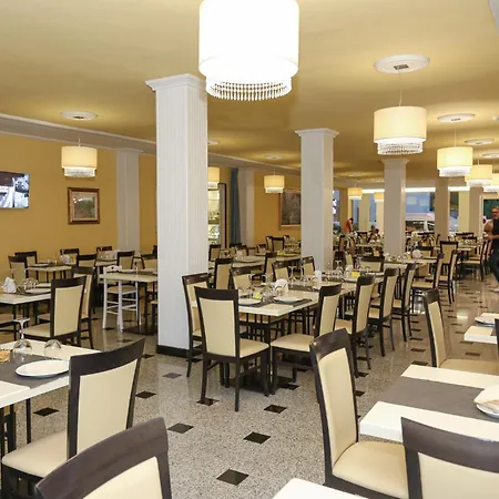 Luna Lido Hotel 3*