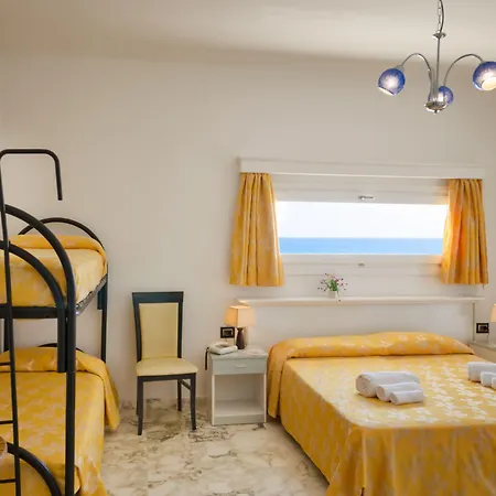 فندق Luna Lido 3*