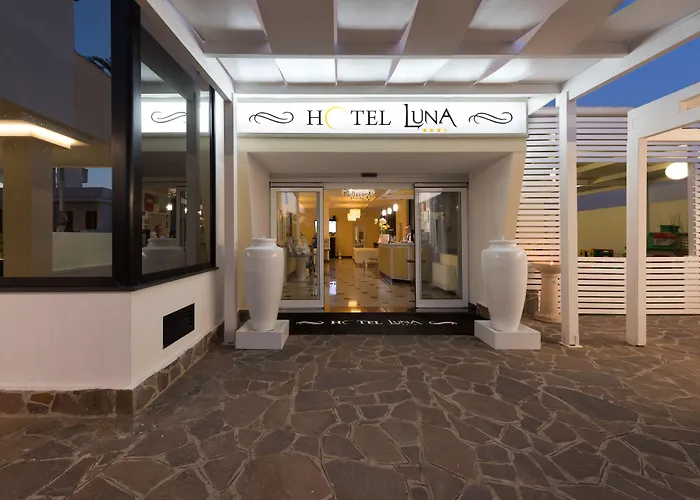 Luna Lido Hotel 3*