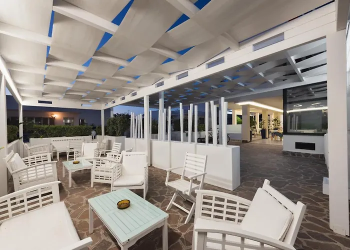 Luna Lido